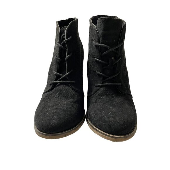 MIA Women's Black Faux Suede Lace Up Chunky Heel Ankle Booties Size 9 - Picture 4 of 10